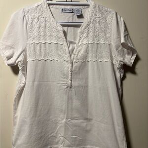 White Lace Yoke Short Sleeve Top
